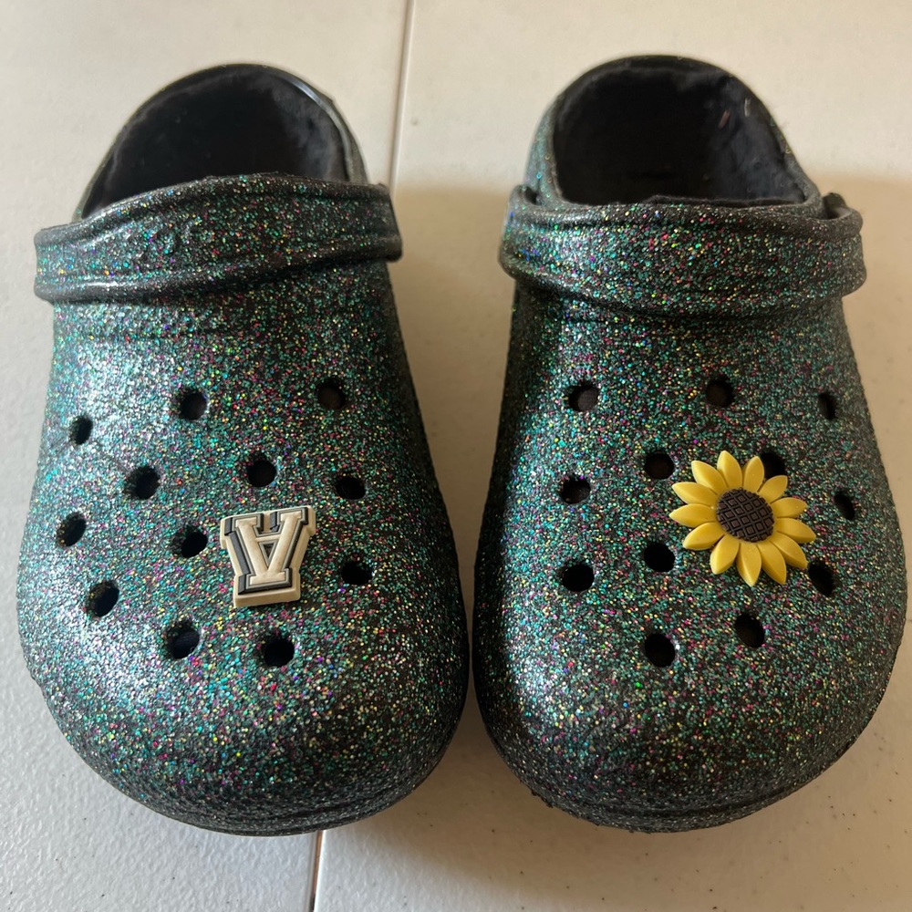 crocs classic glitter clogs Shoes Fur Lined Women’s 9 Shimmer - Picture 2 of 6